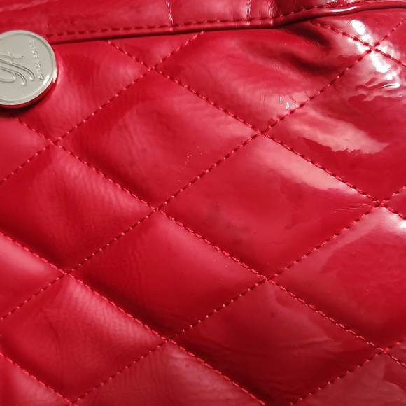 Grace Adele Red Quilted Shoulder Bag w/ Chain Strap - Picture 5 of 10